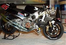 honda-nsr500-west-01-21.jpg
Visite: 0
Dimensione:  40.6 KB
ID: 15191