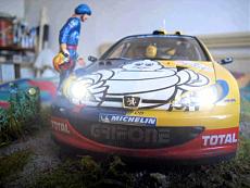 peugeot-206-valentino-rossi-fari_accesi.jpg
Visite: 2
Dimensione:  46.5 KB
ID: 17229
