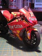 moto-yamaha-m1-miro-img_1831.jpg
Visite: 0
Dimensione:  49.9 KB
ID: 23477