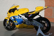 moto-rc211-v-camel-biaggi-2004-img_2819.jpg
Visite: 3
Dimensione:  74.3 KB
ID: 24531