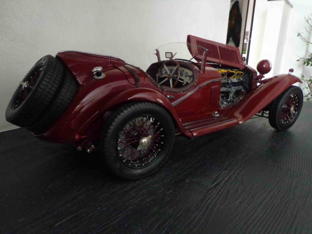 Alfa Romeo 8C 2300 Spider Touring 1932 (pocher 1/8) Ready For