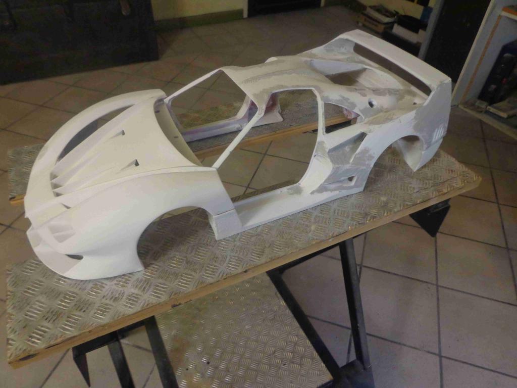 344848d1575457895-ferrari-f40-pocher-1-8