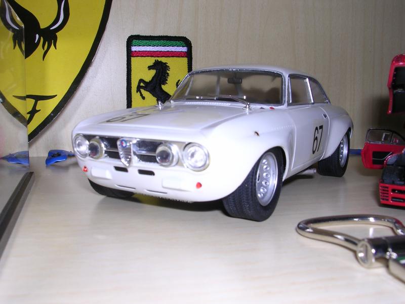 Alfa-Romeo GTAM 2000 1971 Hand-made by myself nel 1995 su base kit 1:24 Gunze-Sangyo del 1992.