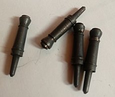Cannoni di sottocoperta-cannoni-bruniti.jpg