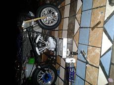 bobber Slash Kustom Garage-20130818_214815.jpg