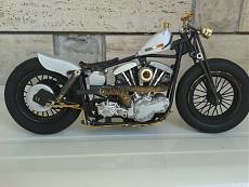 bobber Slash Kustom Garage-20130823_134242.jpg