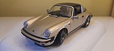 Porsche 911 carrera 3.2  targa revell 1:24-pt4.jpg