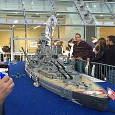 Nave Bismark Lego lunga 7 metri a Model Expo Italy 2017-image004.jpg