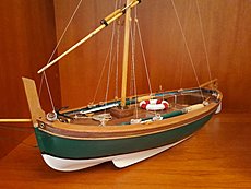 Vari gozzi-gozzo-della-foce-con-vela.jpg