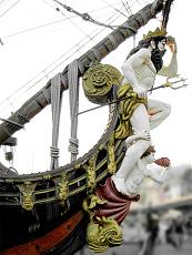 GOLDEN HIND "fai da te"-neptune.jpg