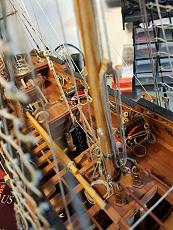 Costruzione La Belle - Hachette-20200403_024429_paranco-stiva-carico.jpg