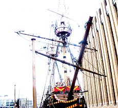 The Golden Hinde (replica) - Londra-gi-3.jpg