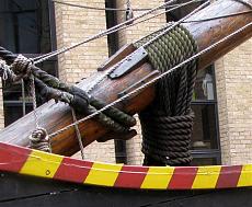 The Golden Hinde (replica) - Londra-gi-12.jpg