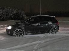 [Video] Donne + neve + Bmw = ..........-img_4502.jpg