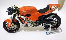 Booch's gallery-ducatigp4_2_resize.jpg