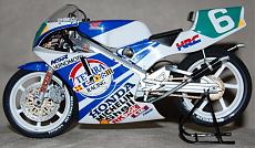 Waltercalz Gallery (Moto)-lato-sx.jpg