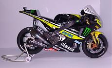 Waltercalz Gallery (Moto)-yzr-m1-right.jpg