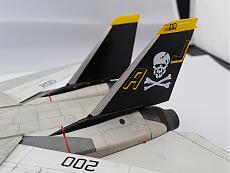 Zaphod's Gallery-tamiya_f-14a_jolly-rogers_312.jpg