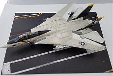 Zaphod's Gallery-tamiya_f-14a_jolly-rogers_202.jpg