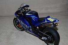 Waltercalz Gallery (Moto)-yzr-m1-04-5.jpg