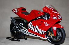 Waltercalz Gallery (Moto)-yzr500-2.jpg