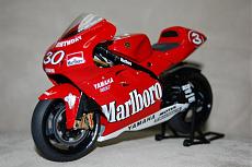 Waltercalz Gallery (Moto)-yzr500-4.jpg