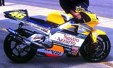 Foto scarichi Honda Nsr 500 2001 Valentino-honda-nsr-500-2001-rossi_fs_290.jpg