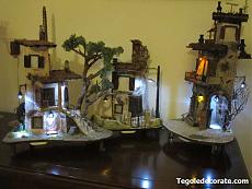 Consiglio erba artificiale-foto-tegole-decorate-composizione.jpg