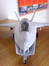 Boeing X-32 1/72 Italeri-ssl24056.jpg