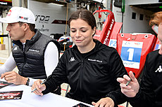 nuovo sito www.6-12-24.com-2022-le-mans-sessione-autografi-005.jpg