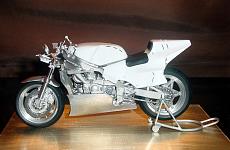 Honda NSR 500 1984 Hiro-nsr_84_w2.jpg