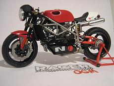 [MOTO] DUCATI 916 SPECIAL R-Tamiya 1:12-img_0597.jpg