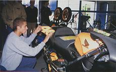 Honda NSR 500 "2000" Valentino Rossi winter test-04.jpg