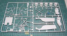 [AUTO 1/24] Peugeot 207 S2000 BelKits-207_sprue_03.jpg