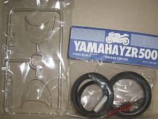 [moto] tamiya 1/12 yamaha wcm yzr500 99 red bull-tamiya-1_12-yamaha-wcm-yzr500-99-red-bull-08.jpg