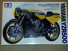 [moto] tamiya 1/12 yamaha wcm yzr500 99 red bull-tamiya-1_12-yamaha-yzr-500-grand-prix-racer.jpg