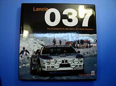 [LIBRI] Peter Collins - Lancia 037 The development & history of a World Champion-p1010011smallsmall.jpg