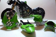Kawasaki ZX-RR tamiya 1:12-197445_1861742072774_1517613086_31983846_5374930_n.jpg