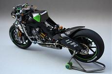 Kawasaki Ninja XZRR 2006 Tamiya 1/12 by Gennaro Zappa-x3b5.jpg