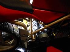 Ducati 916-la-mia-07-.jpg.jpg
Visite: 147
Dimensione:   40.5 KB
ID: 186296
