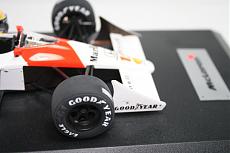 McLaren MP4/4 scala 1/20-img_1781.jpg