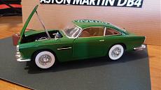 Aston Martin DB4 Monogram 1/25-20150615_140708.jpg