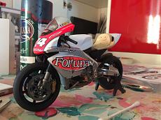 Honda RC211V Kato #74 Fortuna-img_0044.jpg