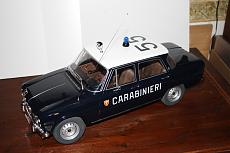 A.R Giulia super 1600 Carabinieri 1/8 Hachette-img_2319.jpg