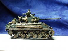 Sherman M4A3E8 "Fury"-p1020130.jpg