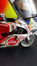Suzuki RGV 500 1993-94 studio 27-20180502_114749.jpg