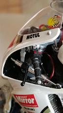 Suzuki RGV 500 1993-94 studio 27-20180502_115022.jpg