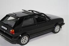 Volkswagen Golf GTI serie 2 scala 1/24-img_2791.jpg