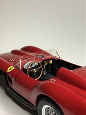 Ferrari 250 Testa Rossa 1/24 Hasegawa-img_2429.jpg