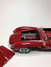 Ferrari 250 Testa Rossa 1/24 Hasegawa-img_2435.jpg